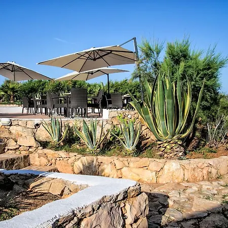 Hotel Calamadonna Club 2*